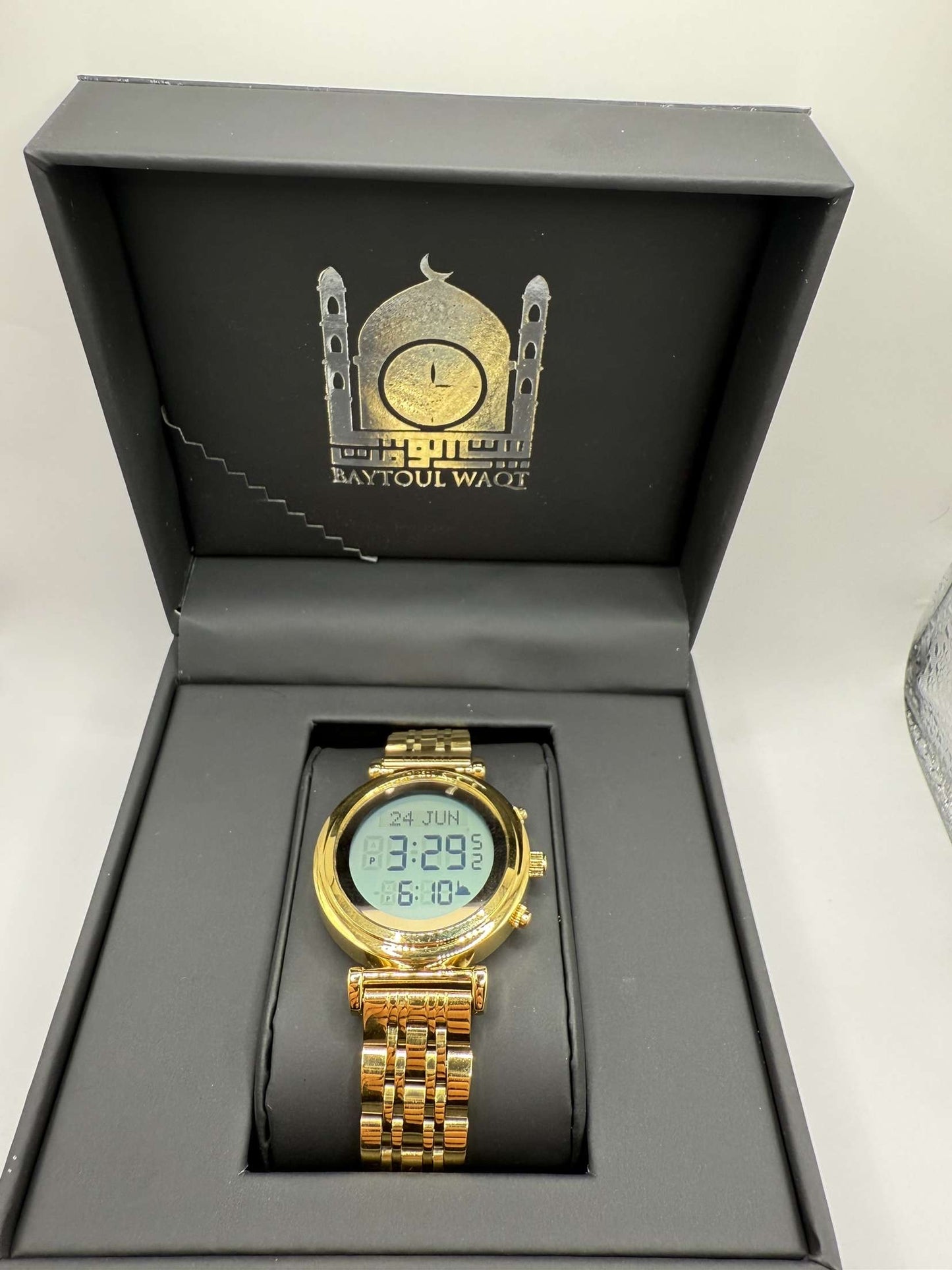 Shams Watch