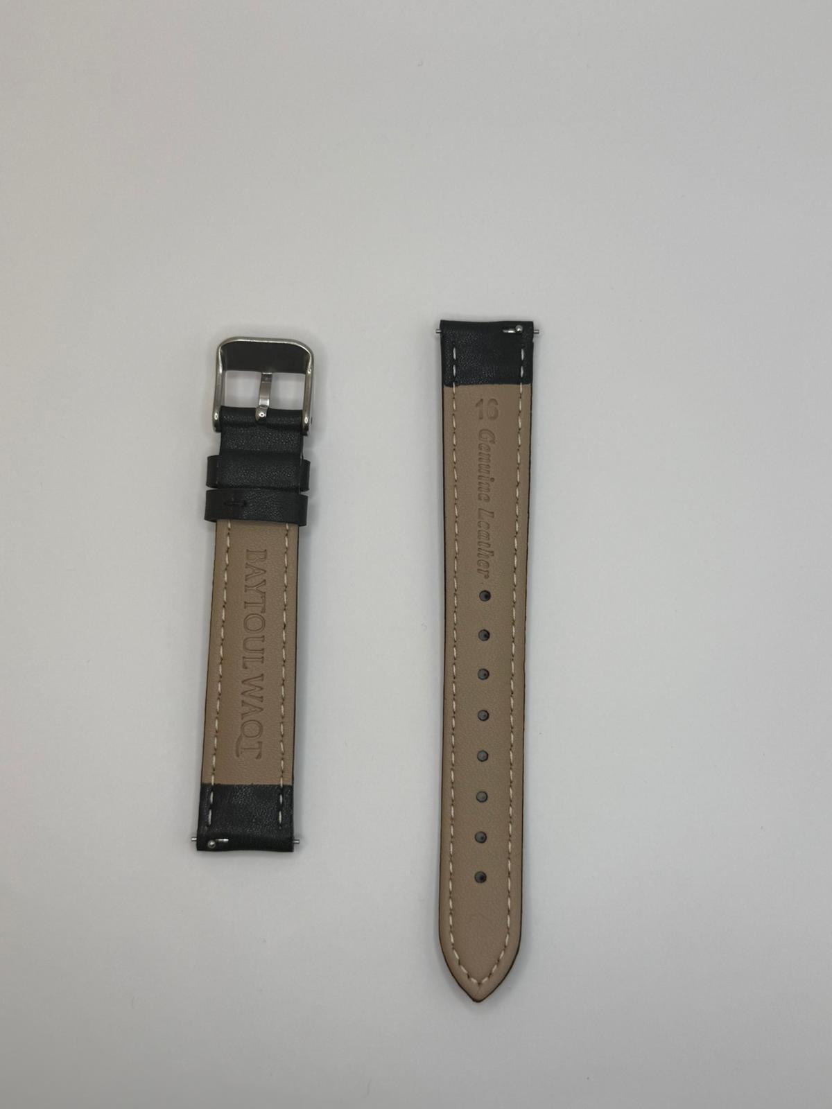 Qamar leather bracelet
